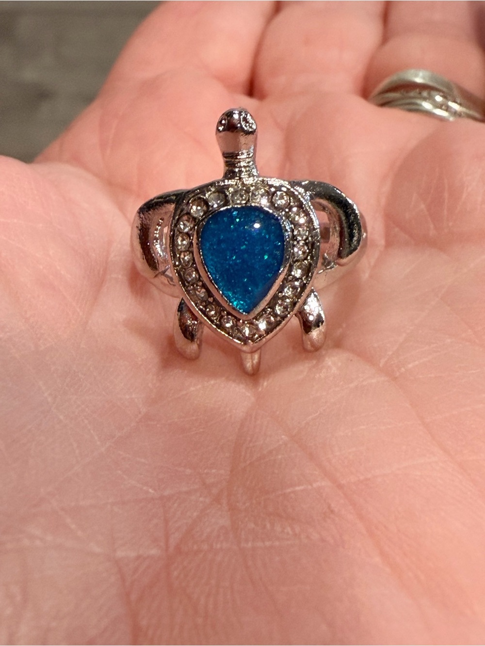 Silver tone Blue Turtle Ring with Crystal Accents size 7